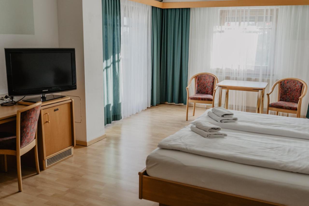 Georgshof Hotel Podersdorf am See Bagian luar foto