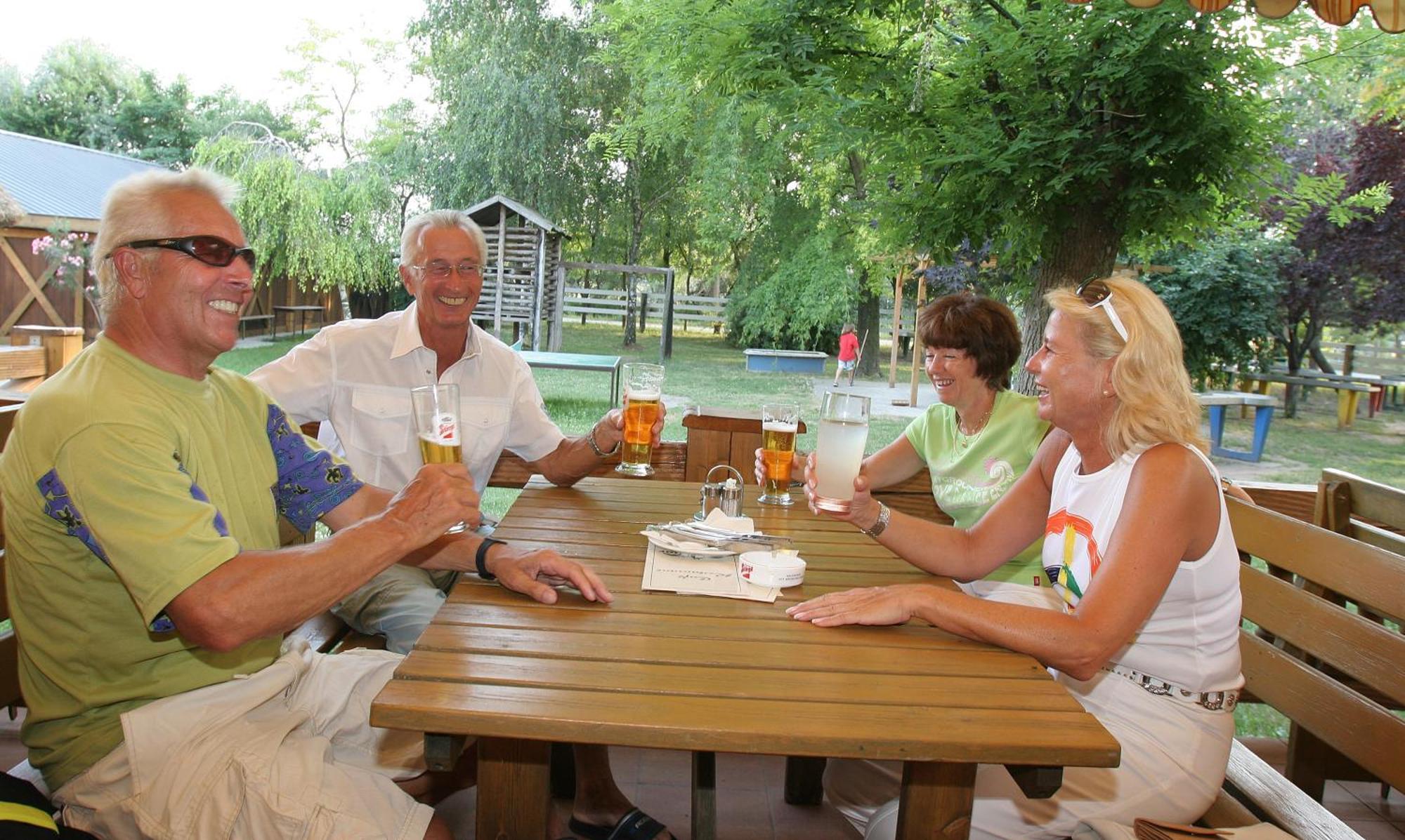 Georgshof Hotel Podersdorf am See Bagian luar foto